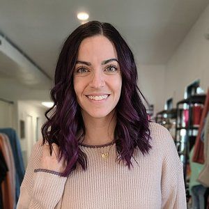 Meet your Posher, Danielle, Owner of Ruby Joy Boutique